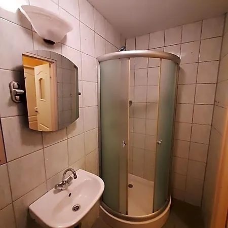 Hotel Cks *